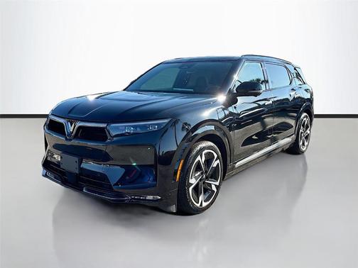 2024 VinFast VF 9 Plus