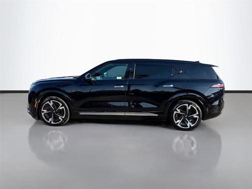 2024 VinFast VF 9 Plus