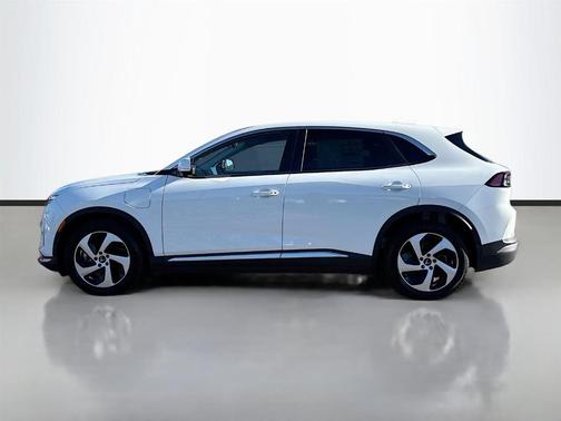 2025 VinFast VF 8 Eco