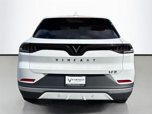 2025 VinFast VF 8 Plus