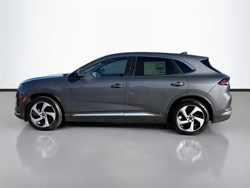 2025 VinFast VF 8 Eco