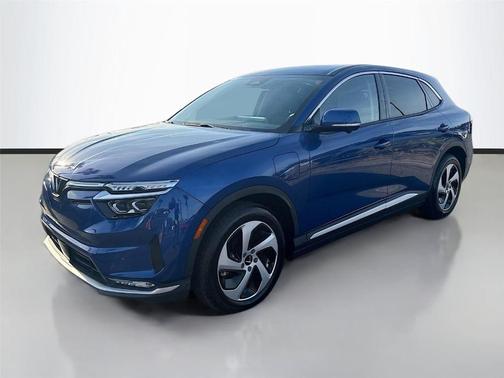 2025 VinFast VF 8 Eco