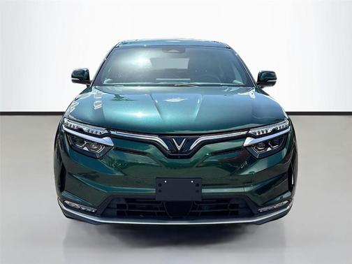 Deep Ocean 2025 VinFast VF 8 Plus
