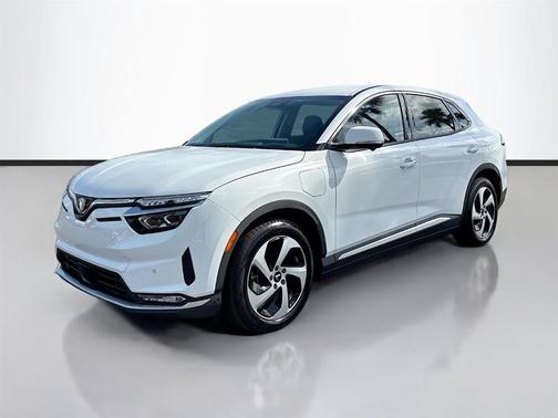 2025 VinFast VF 8 Eco