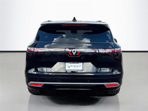 2024 VinFast VF 9 Plus