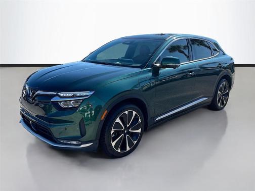 2025 VinFast VF 8 Plus