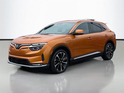 2025 VinFast VF 8 Plus