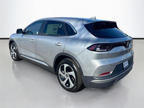 2025 VinFast VF 8 Eco