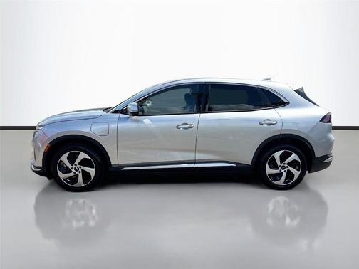 Silver 2025 VinFast VF 8 Eco