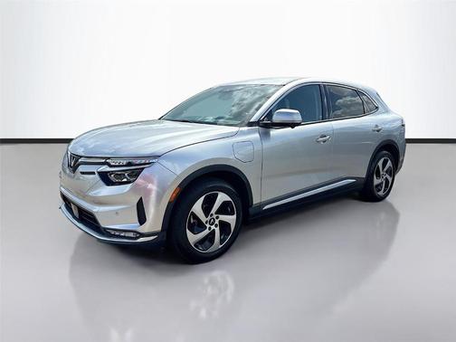Silver 2025 VinFast VF 8 Eco