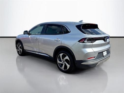 Silver 2025 VinFast VF 8 Eco