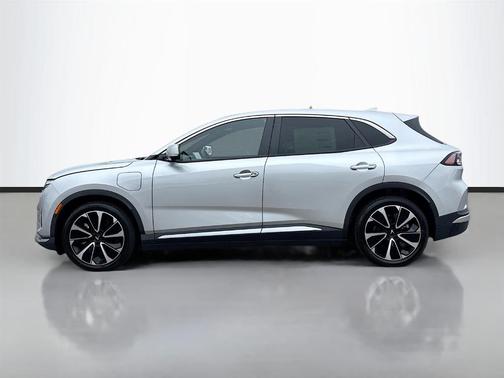 2025 VinFast VF 8 Plus