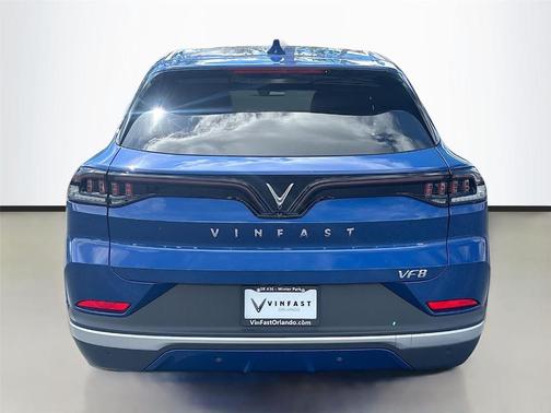 2025 VinFast VF 8 Plus