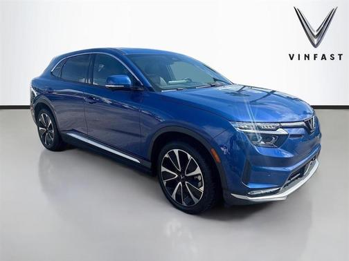 2025 VinFast VF 8 Plus