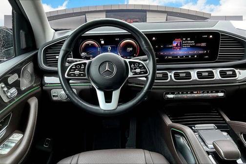 2021 Mercedes-Benz GLS 450 4MATIC