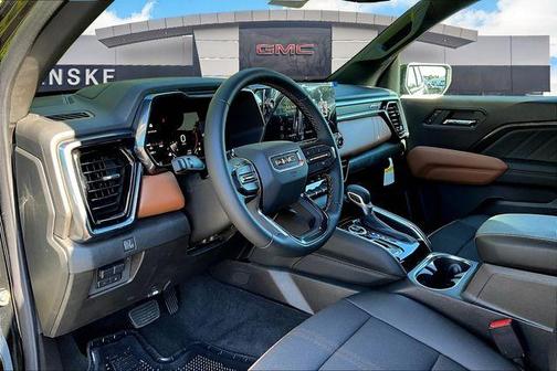 2025 GMC Canyon AT4