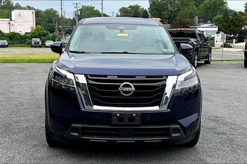 2022 Nissan Pathfinder S