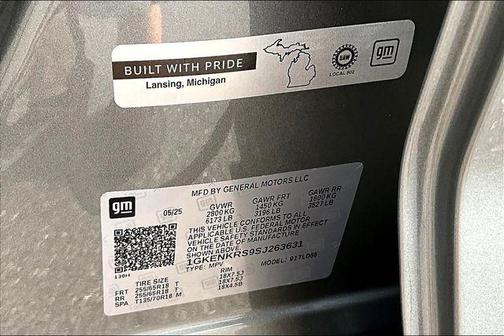 2025 GMC Acadia Elevation