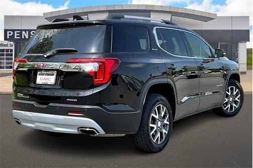 2022 GMC Acadia SLE
