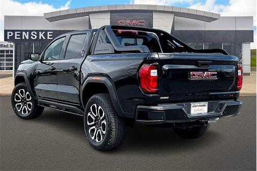 2025 GMC Canyon AT4
