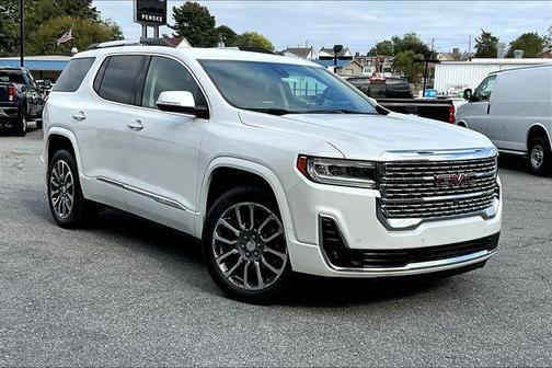 2023 GMC Acadia Denali