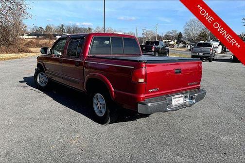 2002 Chevrolet S-10 LS