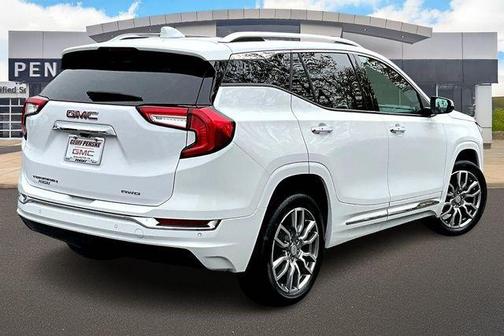 2024 GMC Terrain Denali