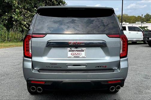 2024 GMC Yukon AT4