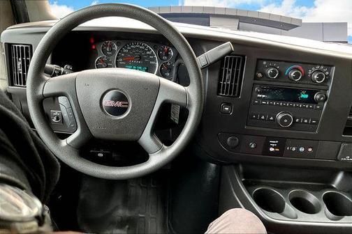 2023 GMC Savana 2500 Work Van