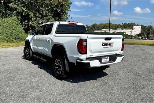 2024 GMC Canyon AT4X