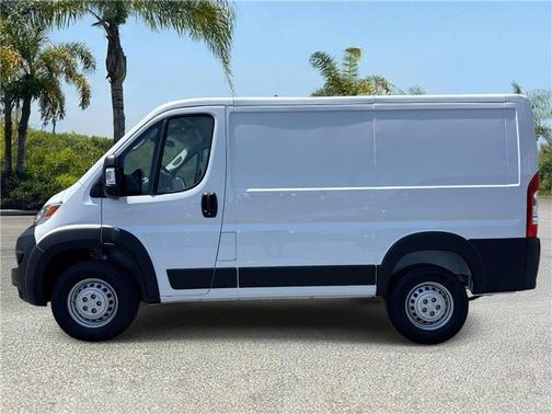 Bright White Clearcoat 2026 RAM ProMaster 1500 Low Roof