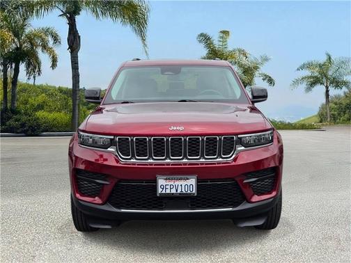 Velvet Red Pearl Coat 2023 Jeep Grand Cherokee Laredo