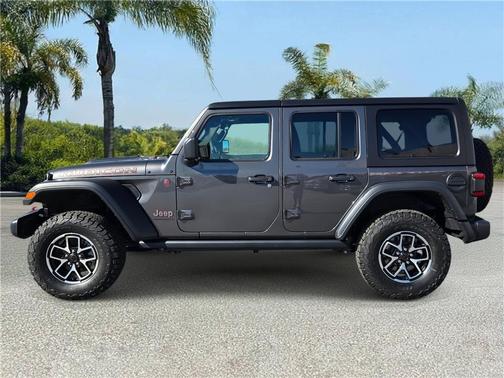Granite Crystal Metallic Clearcoat 2026 Jeep Wrangler Rubicon