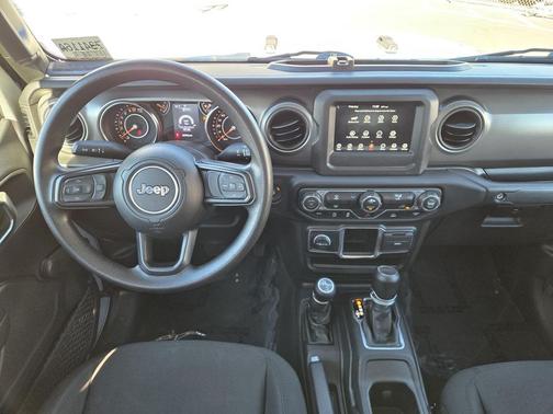 Silver Zynith Clearcoat 2023 Jeep Gladiator Sport