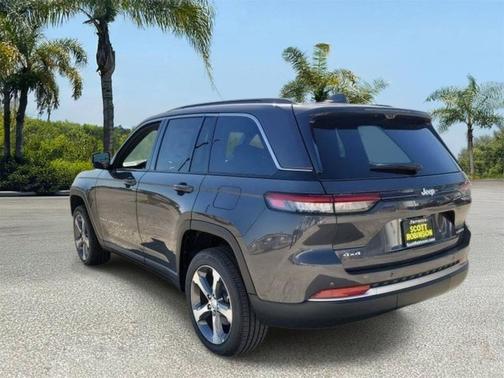 Baltic Gray Metallic Clearcoat 2026 Jeep Grand Cherokee Limited