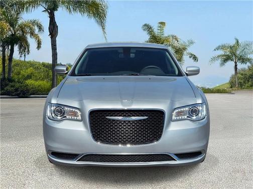 Silver Mist Clearcoat 2023 Chrysler 300 Touring