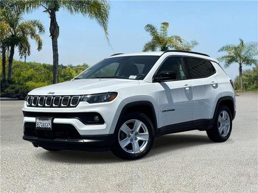 Bright White Clearcoat 2022 Jeep Compass Latitude