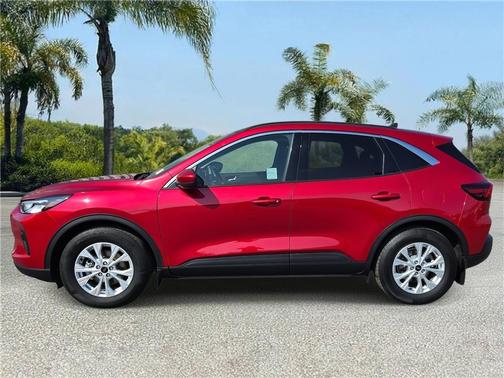 Rapid Red Metallic Tinted Clearcoat 2023 Ford Escape Active