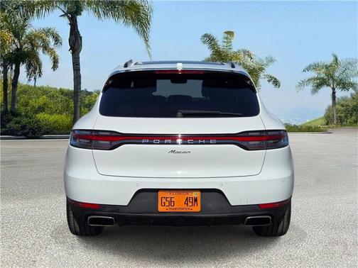 White 2021 Porsche Macan Macan