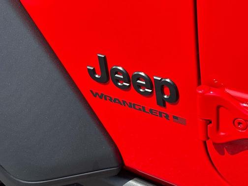 Firecracker Red Clearcoat 2026 Jeep Wrangler Willys