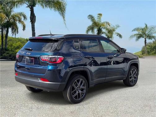 Fathom Blue Pearl Coat 2026 Jeep Compass Limited