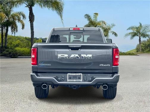 Granite Crystal Metallic Clearcoat 2026 RAM 1500 Big Horn/Lone Star