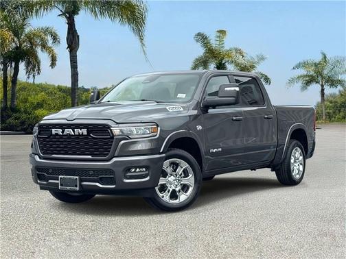 Granite Crystal Metallic Clearcoat 2026 RAM 1500 Big Horn/Lone Star