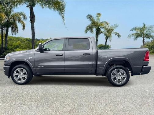 Granite Crystal Metallic Clearcoat 2026 RAM 1500 Big Horn/Lone Star