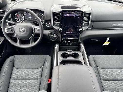 Granite Crystal Metallic Clearcoat 2026 RAM 1500 Big Horn/Lone Star