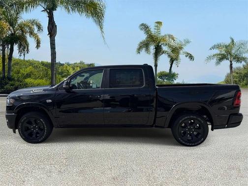 Diamond Black Crystal Pearlcoat 2026 RAM 1500 Big Horn/Lone Star