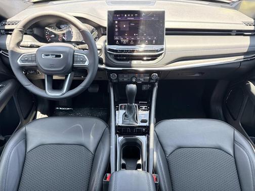 Red Hot Pearlcoat 2026 Jeep Compass Sport