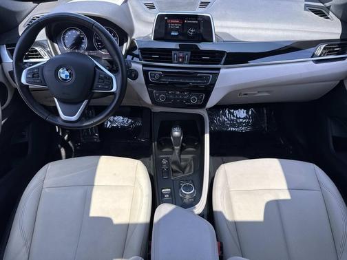 Mineral Grey Metallic 2019 BMW X1 sDrive28i