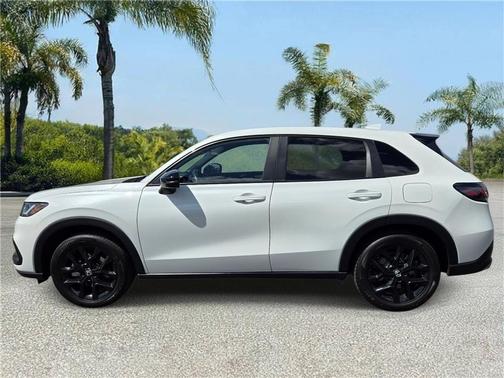 Platinum White Pearl 2024 Honda HR-V Sport 2WD CVT