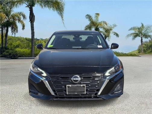Super Black 2023 Nissan Altima 2.5 SV